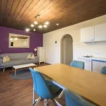 Otel Roj &